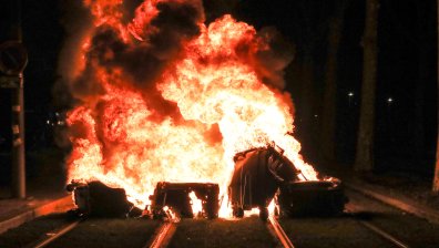 Френската полиция забрани протестите на най-големия площад в Париж - "Конкорд"