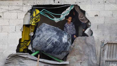 Кризата в Газа: Болници изчерпват запаси заради израелските въздушни удари