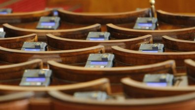 Нужна ли беше оставката на кабинета и доведе ли тя до криза?