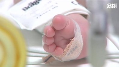 Бебе на годинка падна от третия етаж на къща в Черноморец