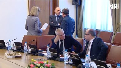 Парламентарната комисия за ЧЕЗ ще заседава отново