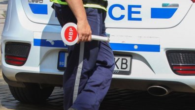 19-годишна седна зад волана на три вида наркотик