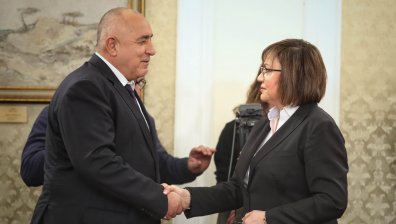 Лидерската среща за третия мандат събра Нинова и Борисов на една маса