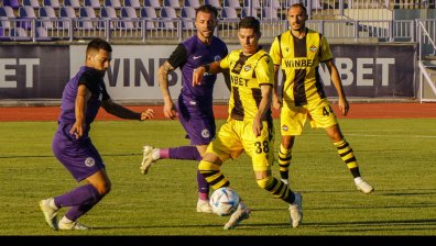 С гол минута преди края "Ботев" (Пд) взе трите точки срещу "Етър"