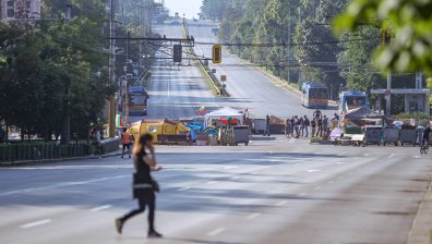 Без блокада пред СУ, две кръстовища остават затворени (Обзор)