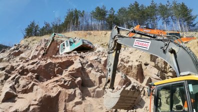 Взривове спират движението на пътя Калотина &ndash; Драгоман