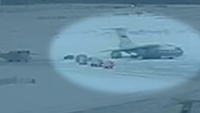 Татуировки на полка "Азов" имали жертви на разбилия се Ил-76, Русия показа нови кадри (+ВИДЕО)