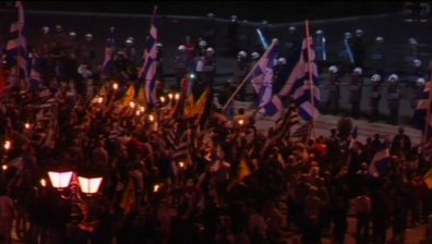 19 души от &bdquo;Златна зора&ldquo; са арестувани в Гърция