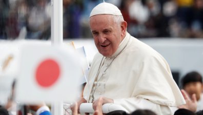 Папата призова за унощожаване на ядрените оръжия   