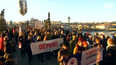Многохилядни демонстрации в Чехия с искане за оставката на премиера Бабиш
