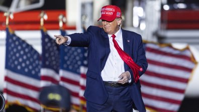 Тръмп срещу социалните мрежи: Адвокатите му го сравниха с Галилео Галилей