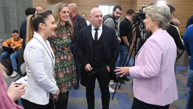 Весела Лечева и Ивет Горанова мотивират младите спортисти