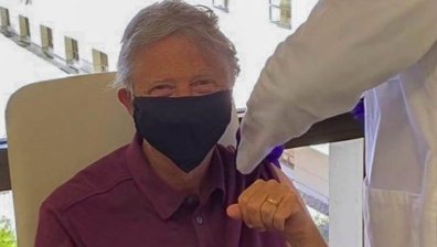 Бил Гейтс се ваксинира срещу Ковид-19