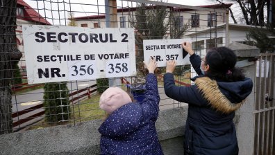 Румъния гласува: Избират сенатори и депутати