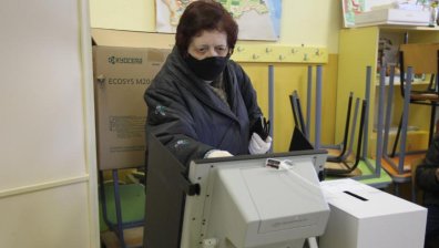 Спорът за машините: Ще стигнат ли наличните и колко ще струва доставката им?