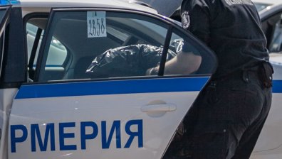 Удари по главата и гърба: Двама полицаи са пребити в монтанско село