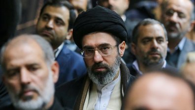 Новият върховен лидер на Иран: Загубих баща си - ще отмъстим за убитите ни близки