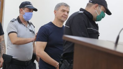 Освободиха Бобоков срещу 1 млн. лв., той отрече помощ извън закона