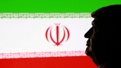 Тръмп се чуди как Иран не капитулира за ядрената си програма пред заканата от нападение
