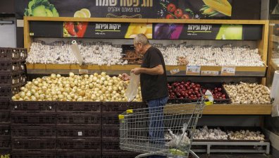 Инфлацията и цените стреснаха европейците, масово купуват по-евтини стоки