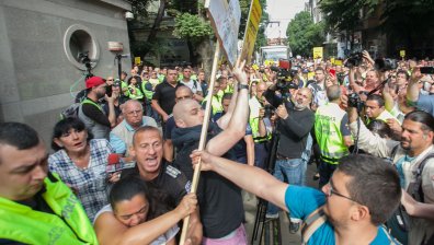 Протест пред ВСС заради кандидатурата на Гешев за главен прокурор
