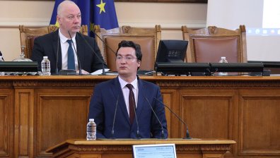 Зарков: Осъждам атентата срещу Гешев, няма общо с механизма за разследване на главния прокурор
