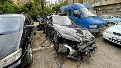 "Отвлеченият" Семерджиев се прибрал с една маратонка, другата е намерена в колата му