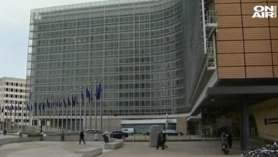 Гърция е на верен път, твърди германският финансов министър
