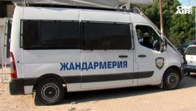Акция "Респект": Жандармерия и полиция окупираха ромската махала в Благоевград