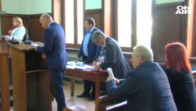 Намалиха гаранцията на кмета на Септември