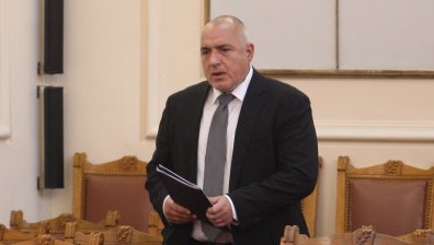 Борисов: Стадионите ни рядко се пълнят, но спазвайте правилата