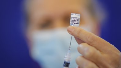 Хиляди македонци отиват за реваксинация в Сърбия