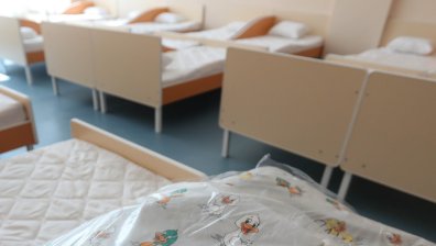 Огромен недостиг на медицински сестри в детските градини и ясли