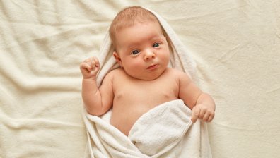 Как да къпем новородено вкъщи - съвети за млади родители