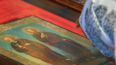 Петровден е, над 300 000 българи празнуват имен ден (+СНИМКИ)