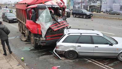 Не са ни виновни само лошите пътища - нямаме култура на шофиране