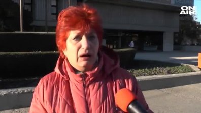 Автобусните кондуктори във Варна на протест заради съкращения