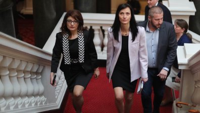 Атанасова: От ГЕРБ-СДС и ПП-ДБ зависи животът на НС, споразумението не е изчерпано