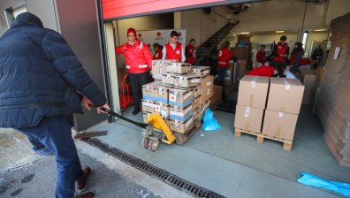 БЧК изпрати с карго полет 33 тона помощ за бедстващите в Сирия