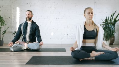 Какви са ползите от практикуването на йога за двойки?