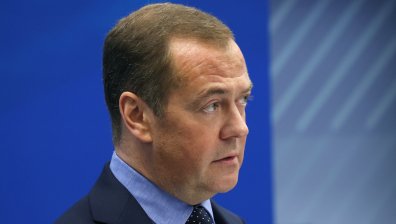 Военната помощ за Украйна ни приближава до Трета световна война, предупреди Медведев