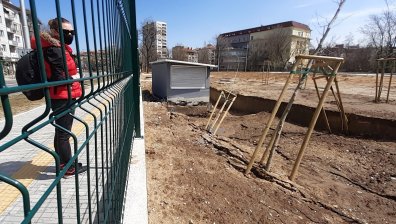 След обилните снеговалежи: Пропадна почвата над новострояща се метростанция