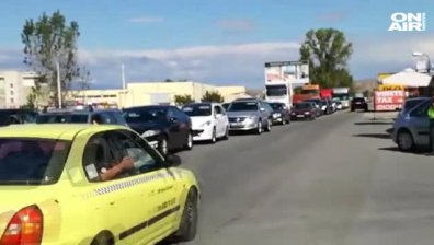 Километрични задръствания на ГКПП "Кулата"