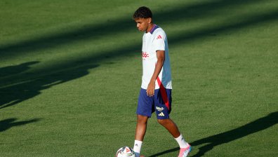 "Барселона" назначи охрана на Ламин Ямал