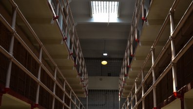 Инфекции, зарази и смъртни случаи: Ситуацията в затворите по време на пандемия