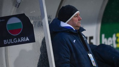 "Левски": Клубът застава зад Стоянович, той остава треньор