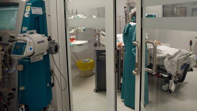 Здравни експерти: Открит е нов вариант на Омикрон, очаква се ръст на новите случаи