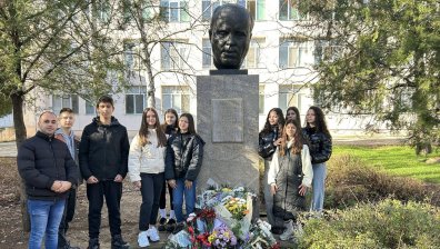 Казанлък отпразнува 129 години от рождението на композитора Петко Стайнов (ВИДЕО)