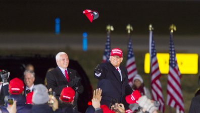 И приближените до Тръмп не виждат вече смисъл да оспорват резултатите