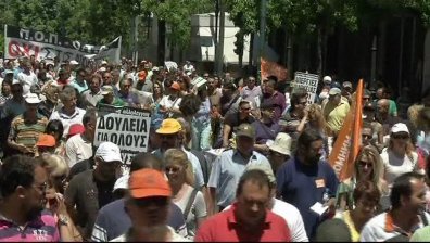 Общински служители в Гърция окупираха кметствата